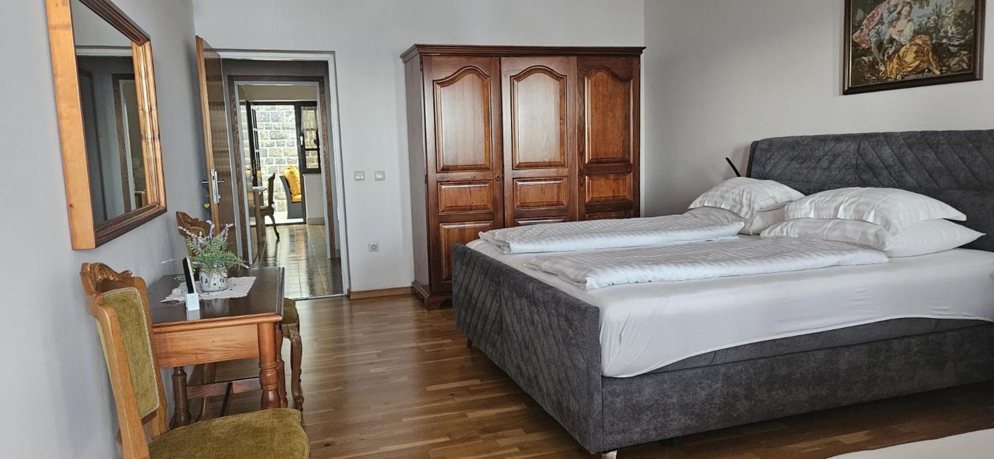 As Brela Hotell Eksteriør bilde
