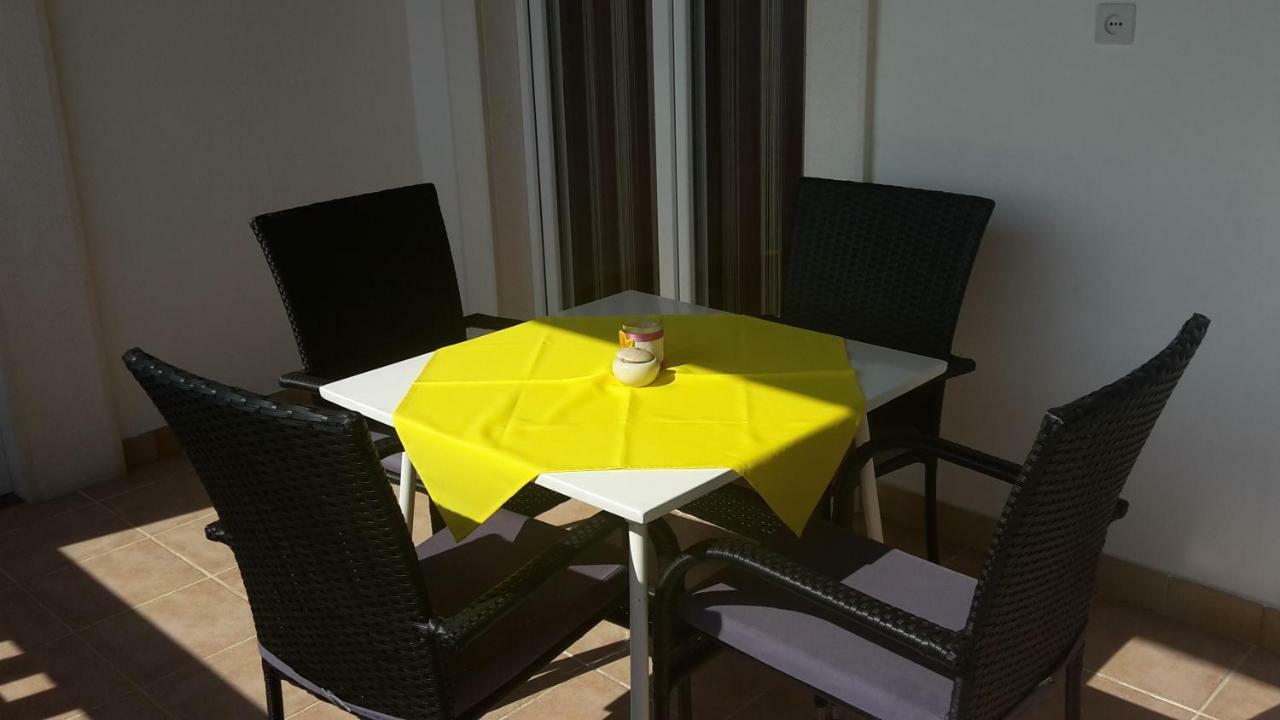 As Brela Hotell Eksteriør bilde